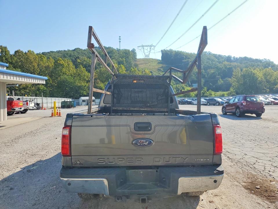 Photo 6 from auction – 2015 FORD F250 with VIN 1FT7W2B6XFED04104