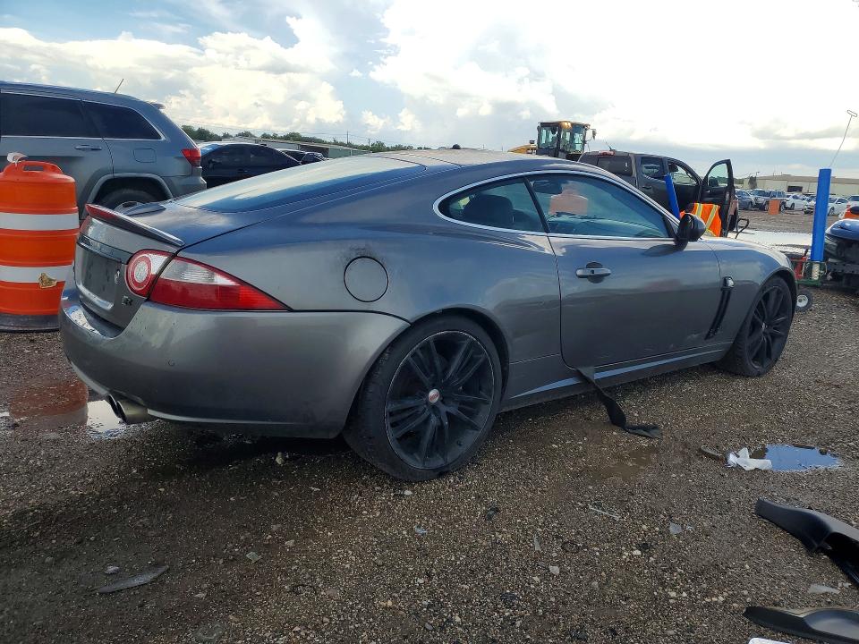 Photo 3 from auction – 2009 JAGUAR XKR with VIN SAJWA45CX99B29314