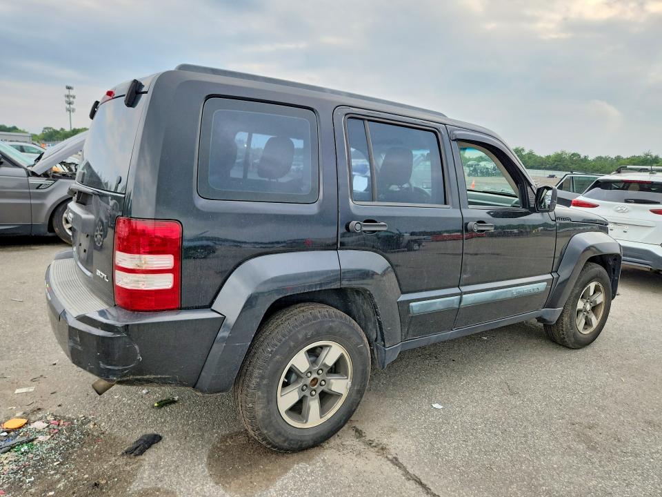Снимка 3 от търг – 2008 JEEP LIBERTY с VIN 1J8GN28KX8W255712