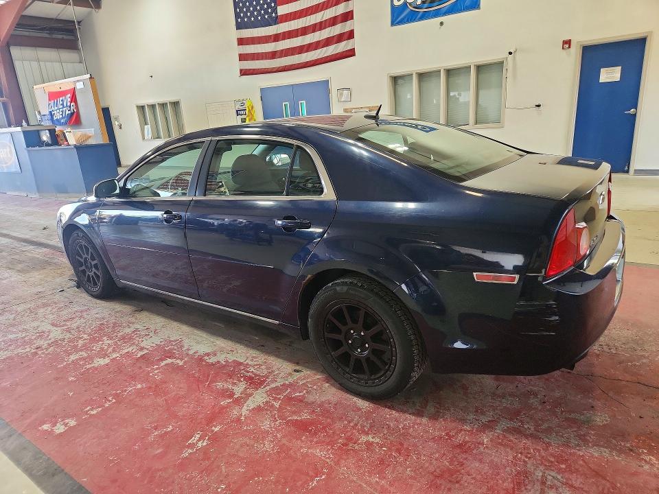 Photo 2 from auction – 2011 CHEVROLET MALIBU with VIN 1G1ZD5E18BF215094
