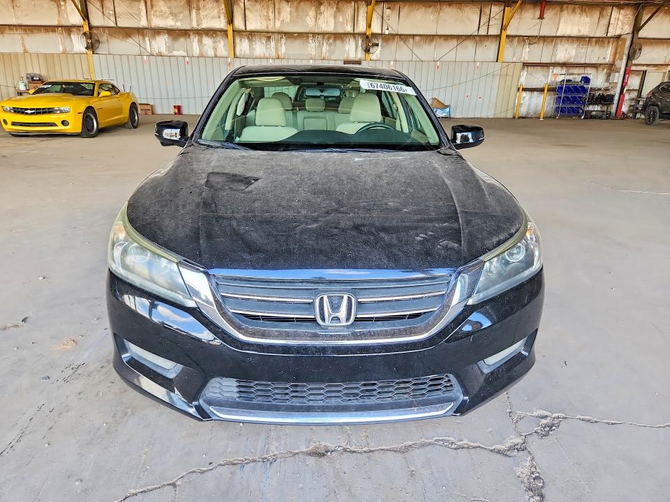 Photo 5 from auction – 2014 HONDA ACCORD with VIN 1HGCR2F71EA055174