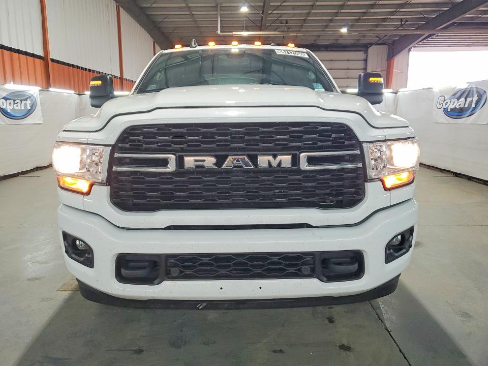 Photo 5 from auction – 2024 RAM 3500 with VIN 3C63RRHL8RG310516