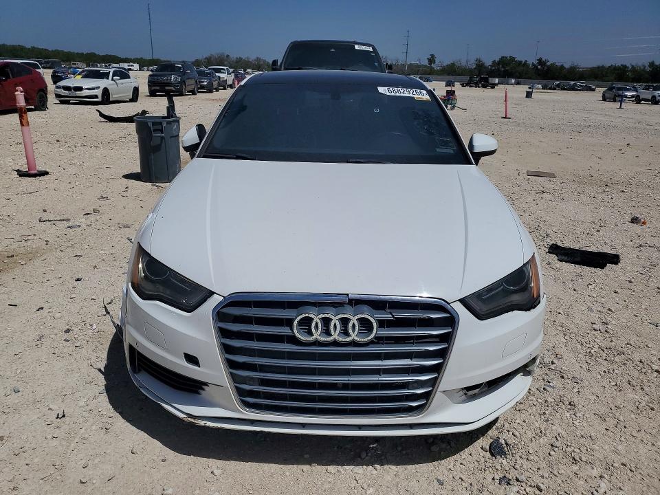 Photo 5 from auction – 2016 AUDI A3 with VIN WAUA7GFF2G1042739
