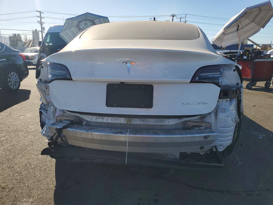 Photo 6 from auction – 2022 TESLA MODEL 3 with VIN 5YJ3E1EB7NF195652