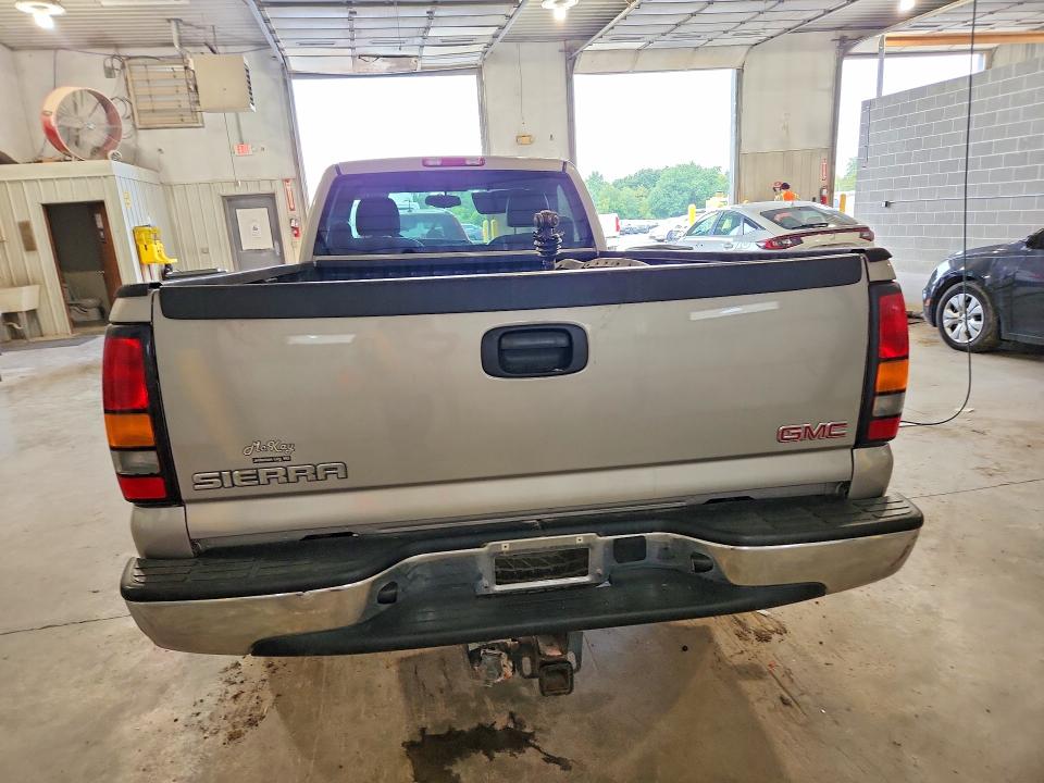 Photo 6 from auction – 2004 GMC NEW SIERRA with VIN 1GTEK14V44Z337137