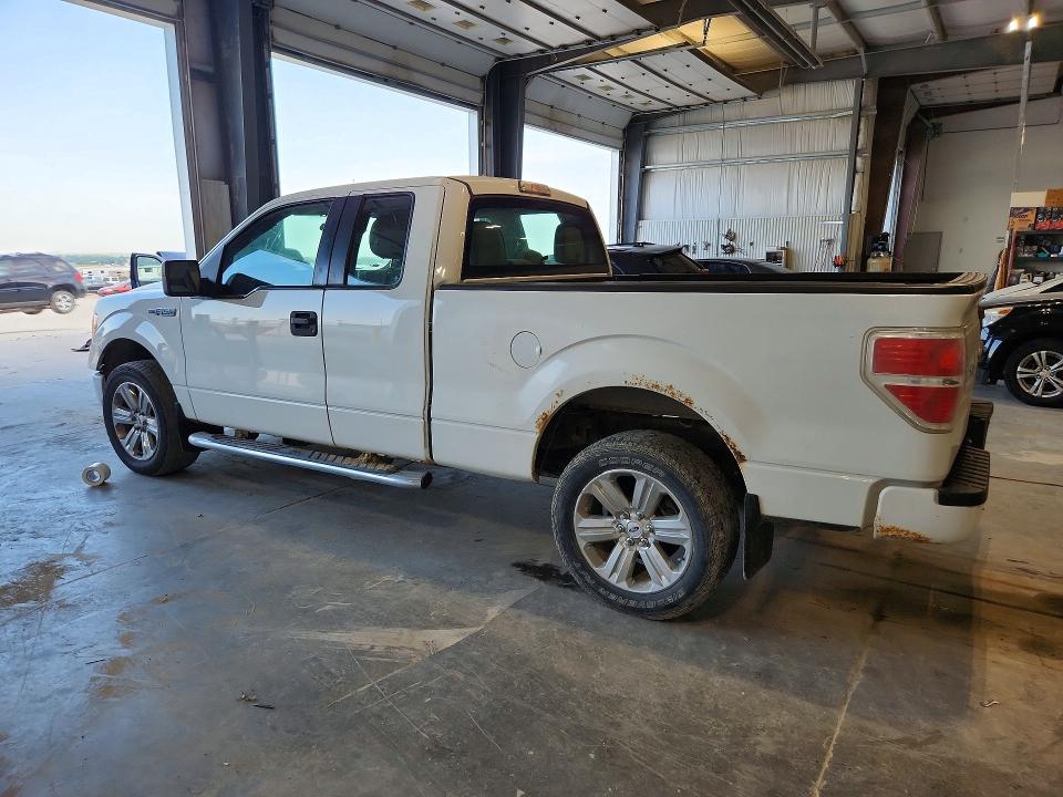 Photo 2 from auction – 2013 FORD F150 with VIN 1FTFX1EF7DKD31189