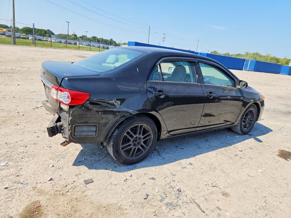 Photo 3 from auction – 2013 TOYOTA COROLLA with VIN 5YFBU4EEXDP189132