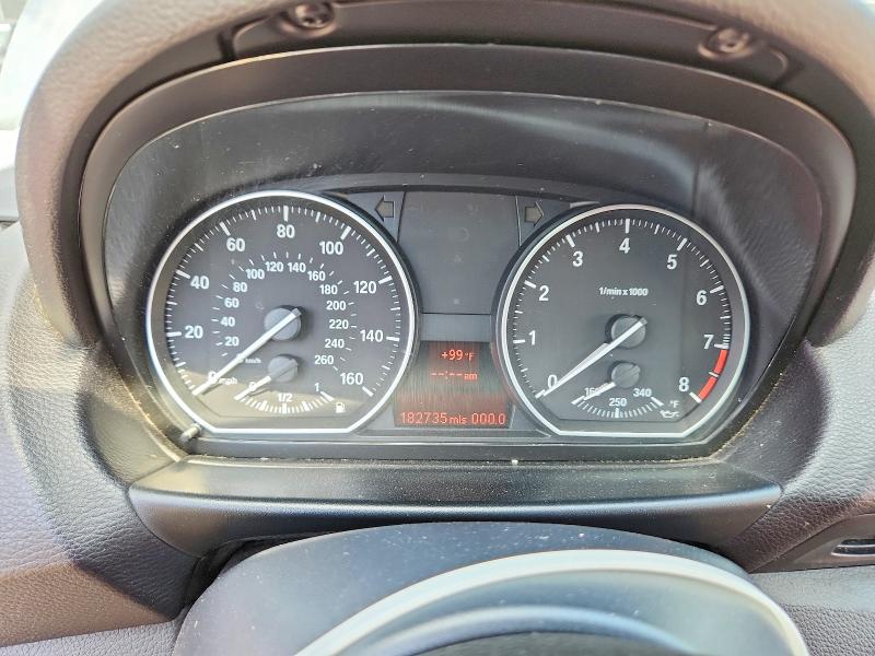 Photo 9 from auction – 2010 BMW 135 with VIN WBAUC7C59AVK95917