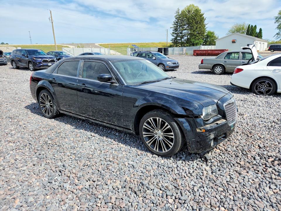 Photo 4 from auction – 2010 CHRYSLER 300 with VIN 2C3CA2CVXAH297793