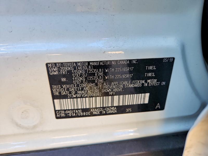 Photo 14 from auction – 2019 TOYOTA RAV4 with VIN 2T3W1RFV5KC008982