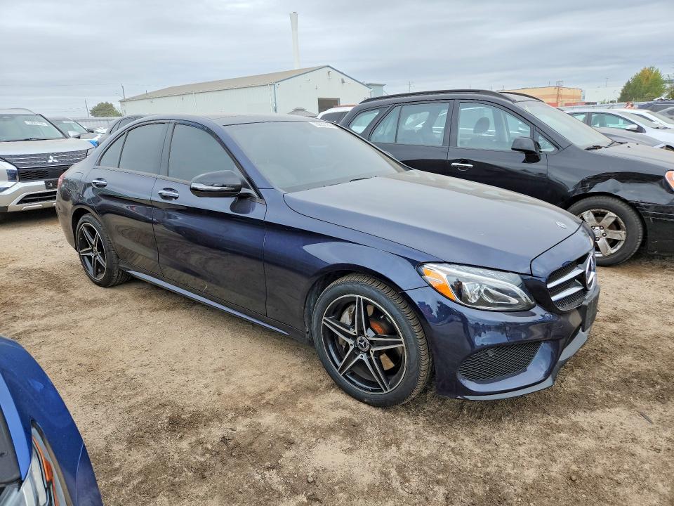 Снимка 4 от търг – 2018 MERCEDES-BENZ C с VIN 55SWF4KB8JU273350
