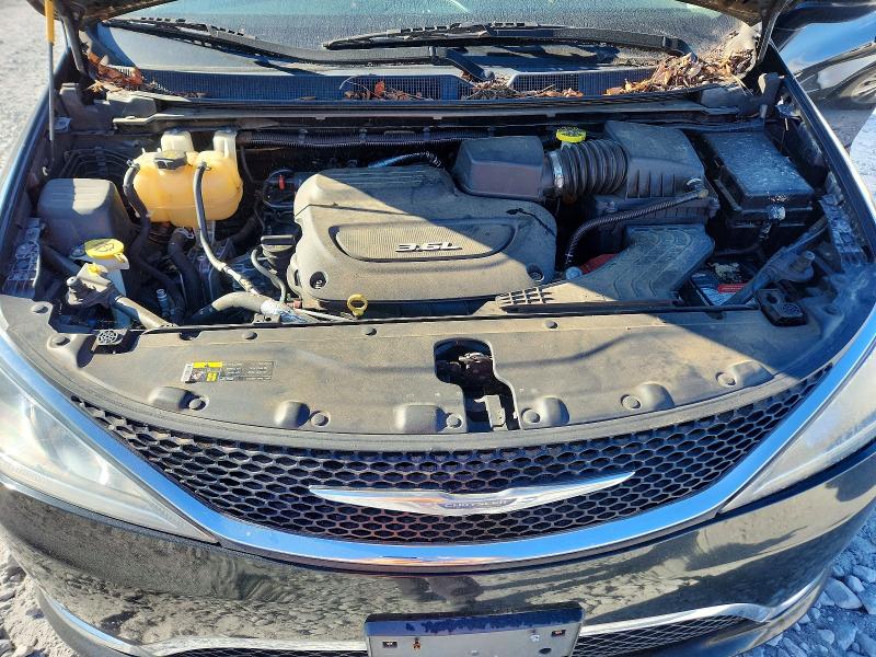 Photo 12 from auction – 2017 CHRYSLER PACIFICA with VIN 2C4RC1BG6HR667400