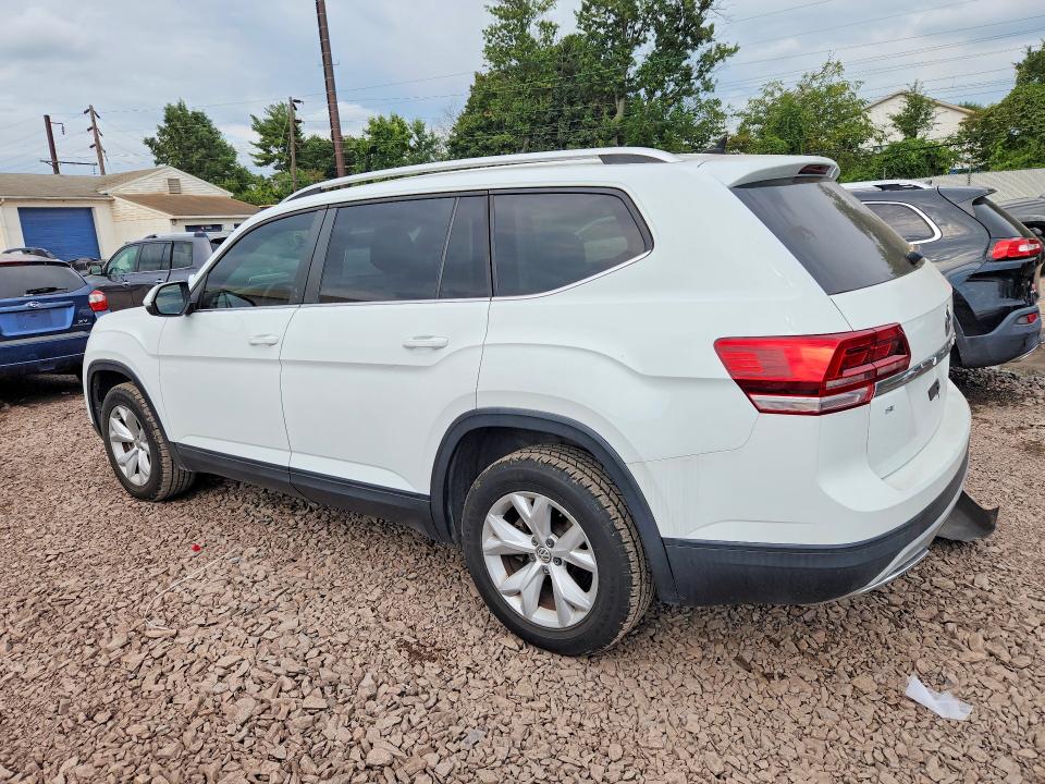 Photo 2 from auction – 2019 VOLKSWAGEN ATLAS with VIN 1V2UR2CA4KC579744