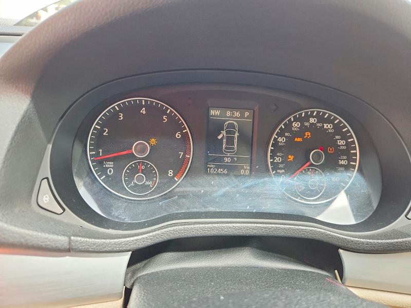 Photo 9 from auction – 2012 VOLKSWAGEN PASSAT with VIN 1VWBH7A36CC043177