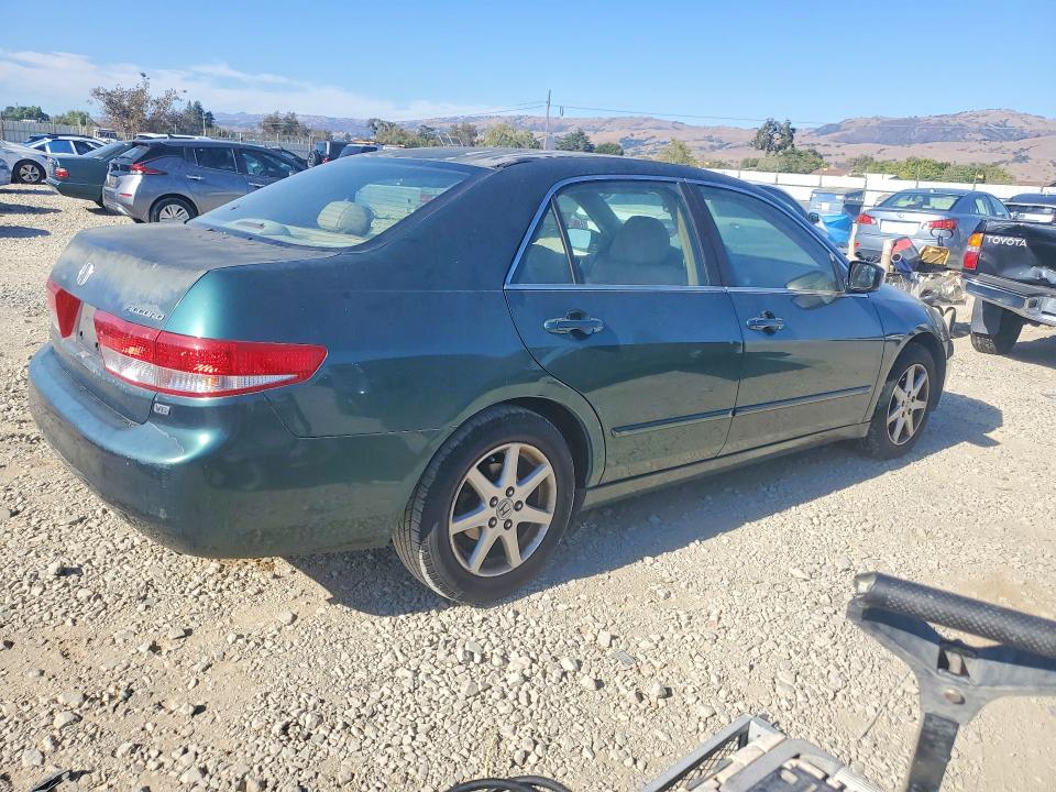 Photo 3 from auction – 2003 HONDA ACCORD with VIN 1HGCM66523A064693