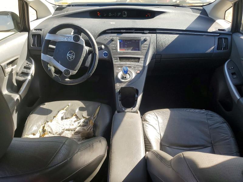 Photo 8 from auction – 2013 TOYOTA PRIUS with VIN JTDKN3DU7D1650081