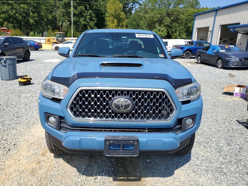Снимка 5 от търг – 2019 TOYOTA TACOMA с VIN 3TMCZ5AN5KM263854