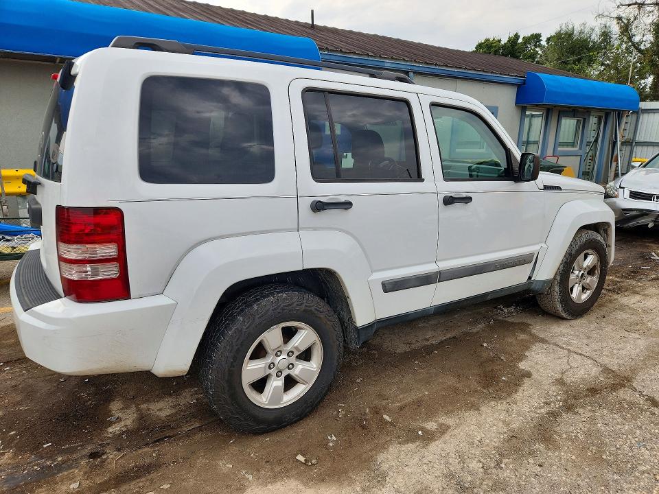 Foto 3 de la subasta – 2012 JEEP LIBERTY con VIN 1C4PJLAK4CW102190
