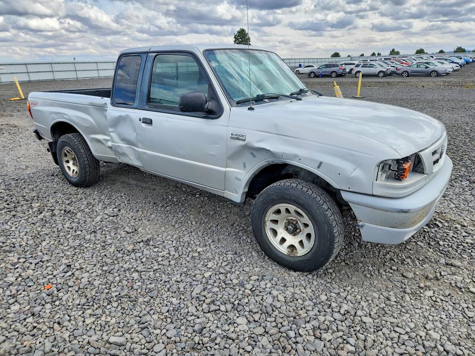 Photo 4 from auction – 2002 MAZDA B4000 with VIN 4F4YR46E82TM24912