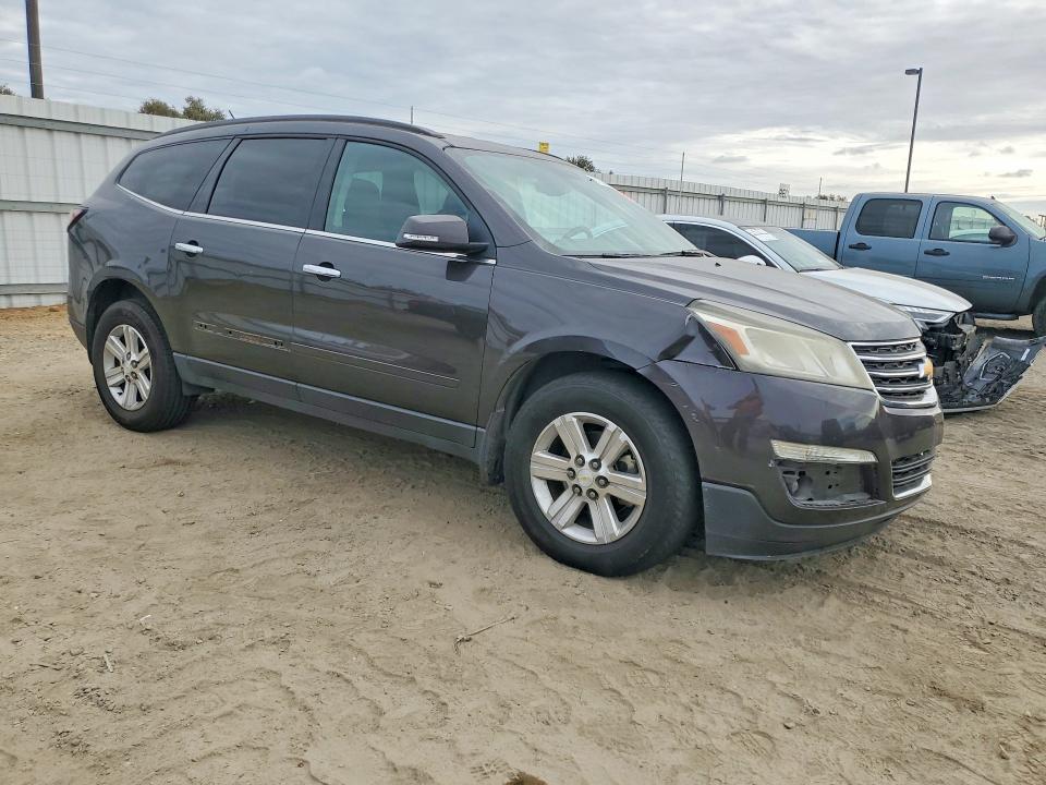 Photo 4 from auction – 2014 CHEVROLET TRAVERSE with VIN 1GNKRHKD4EJ307628