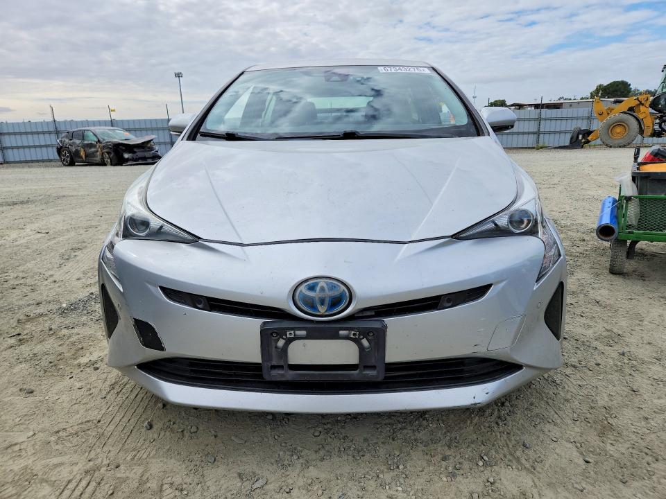 Photo 5 from auction – 2018 TOYOTA PRIUS with VIN JTDKBRFU9J3588644