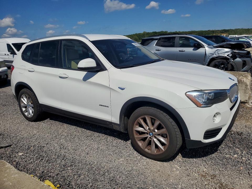 Photo 4 from auction – 2016 BMW X3 with VIN 5UXWX9C5XG0D92692