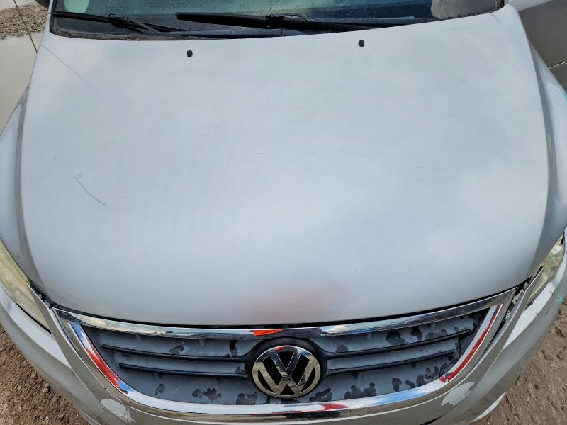 Photo 12 from auction – 2012 VOLKSWAGEN ROUTAN with VIN 2C4RVAAG3CR240373