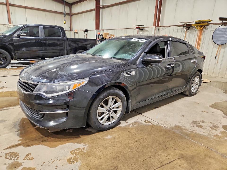 KIA OPTIMA 2016 with VIN 5XXGT4L31GG041765 - Photo from auction