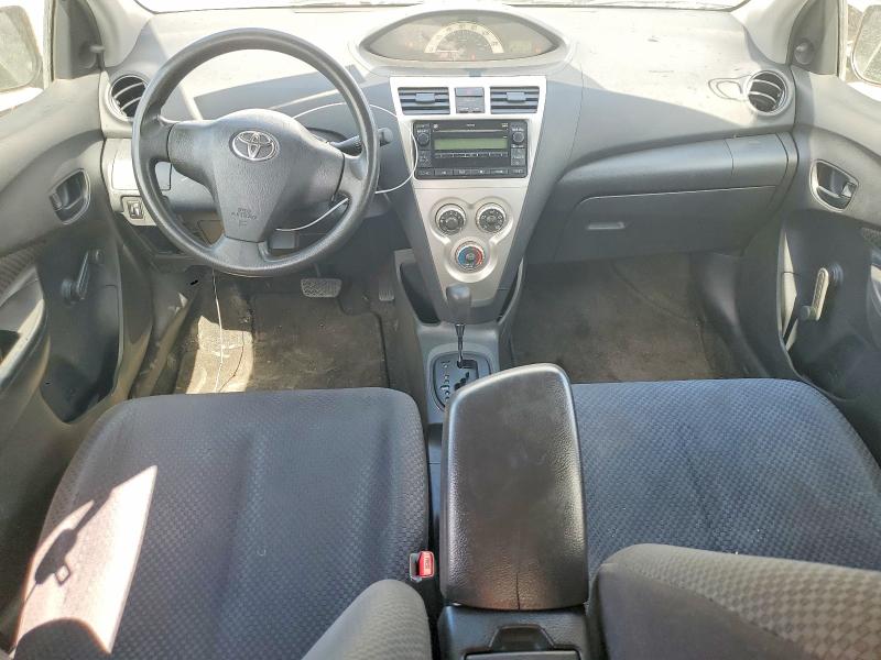Photo 8 from auction – 2007 TOYOTA YARIS with VIN JTDBT923771075441