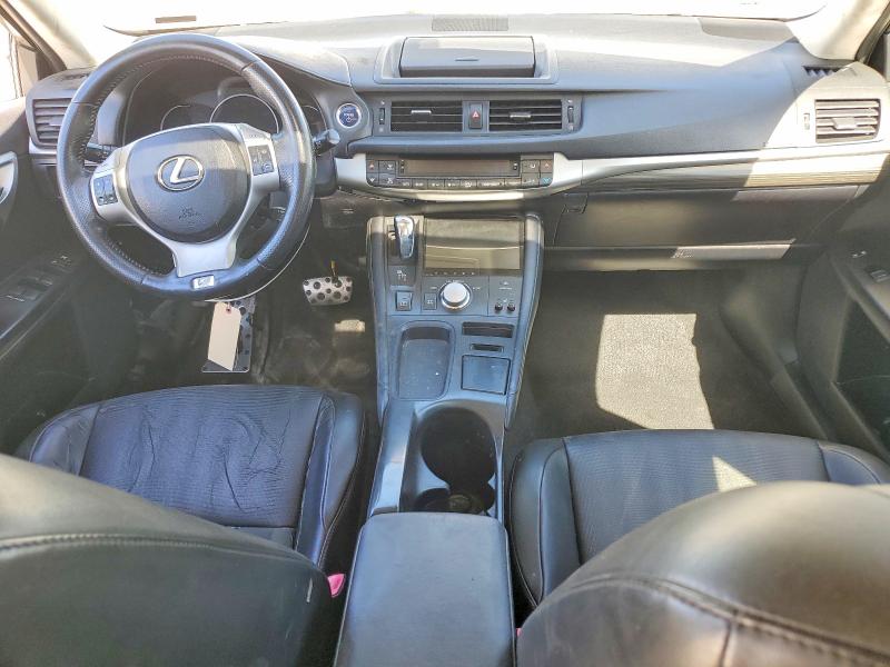 Photo 8 from auction – 2012 LEXUS CT with VIN JTHKD5BH1C2116621