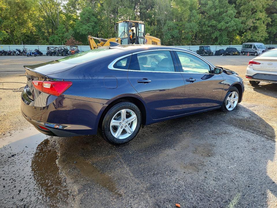 Снимка 3 от търг – 2025 CHEVROLET MALIBU с VIN 1G1ZB5ST3SF101838