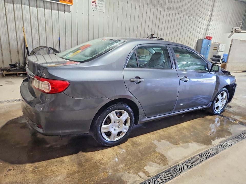 Photo 3 from auction – 2013 TOYOTA COROLLA with VIN 2T1BU4EE1DC971139