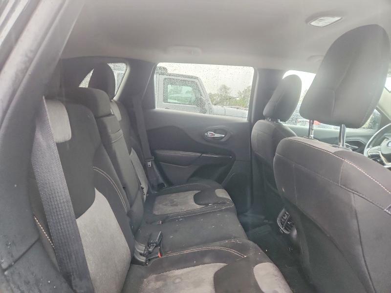 Снимка 11 от търг – 2014 JEEP CHEROKEE с VIN 1C4PJMCS2EW151541