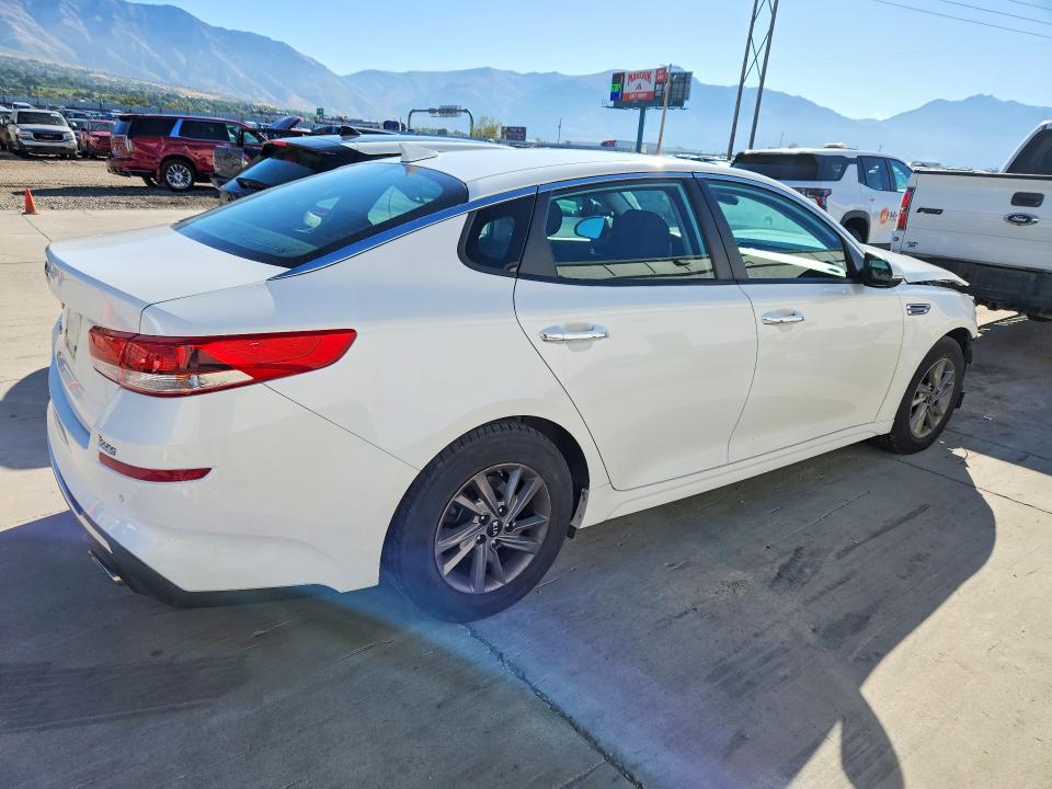 Photo 3 from auction – 2020 KIA OPTIMA with VIN 5XXGT4L35LG422576