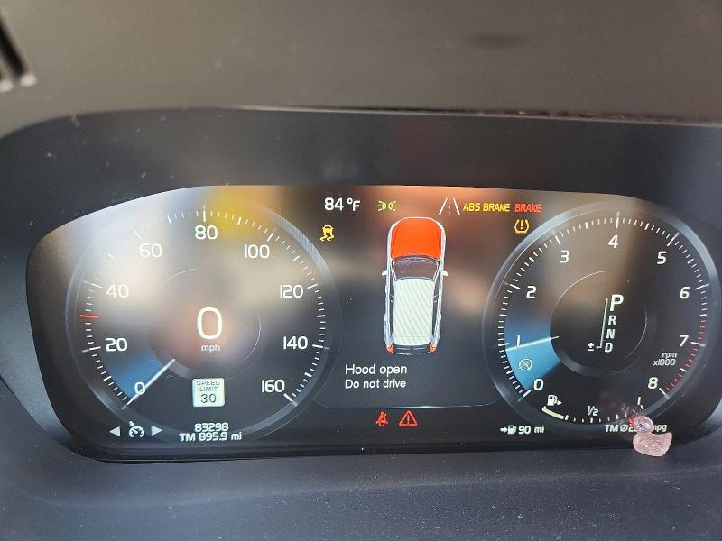 Photo 9 from auction – 2020 VOLVO XC60 with VIN YV4102RK0L1529898
