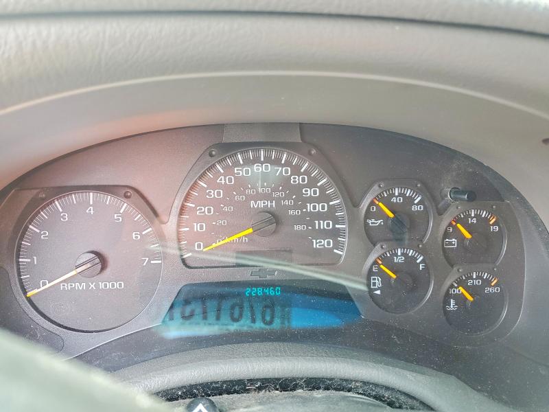Photo 9 from auction – 2004 CHEVROLET TRAILBLAZER with VIN 1GNET16S846230794