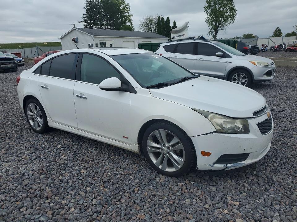 Photo 4 from auction – 2014 CHEVROLET CRUZE with VIN 1G1PG5SBXE7385712