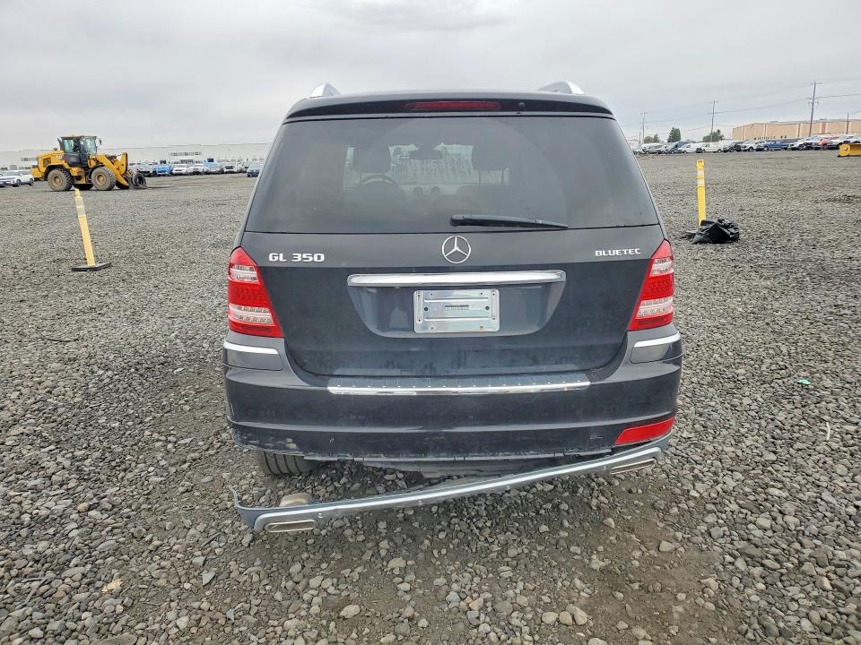 Photo 6 from auction – 2012 MERCEDES-BENZ GL with VIN 4JGBF2FE7CA793507