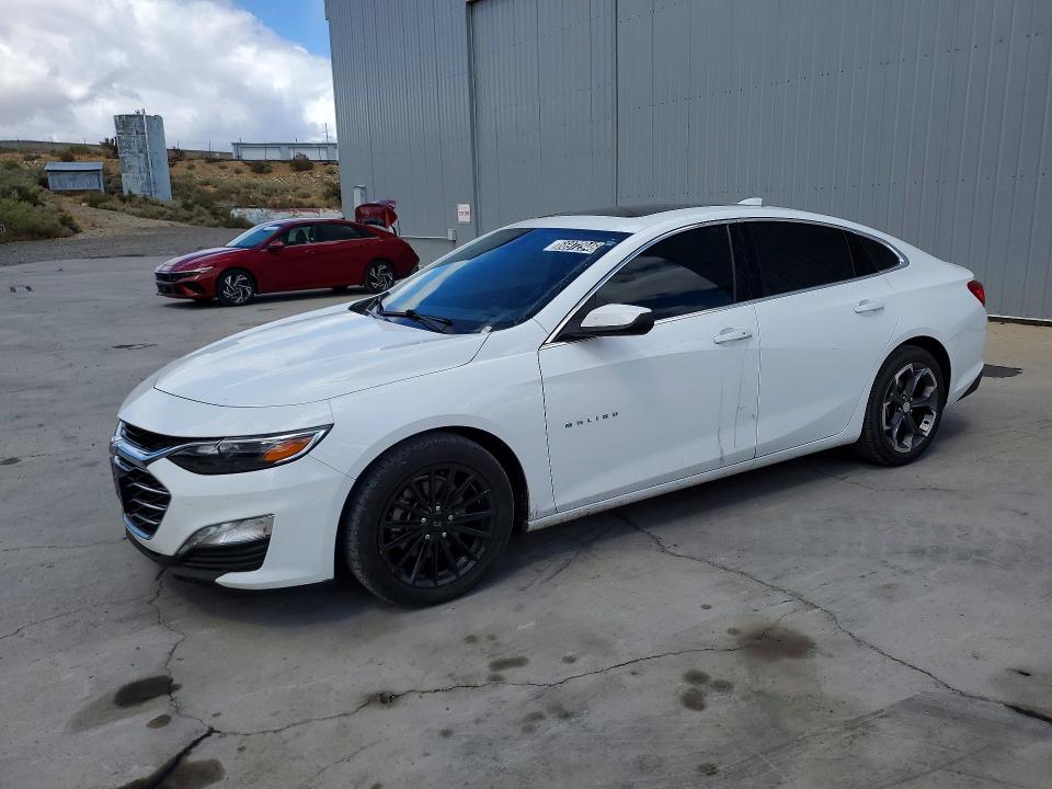 CHEVROLET MALIBU 2023 with VIN 1G1ZD5ST3PF229711 - Photo from auction