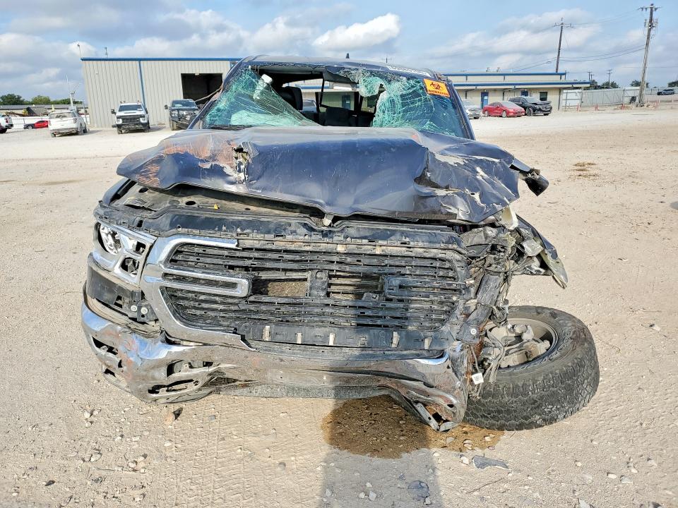 Photo 5 from auction – 2021 RAM 1500 with VIN 1C6RREFT7MN660869