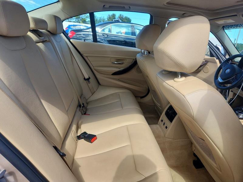 Снимка 10 от търг – 2014 BMW 328 с VIN WBA3B5C53EP542619