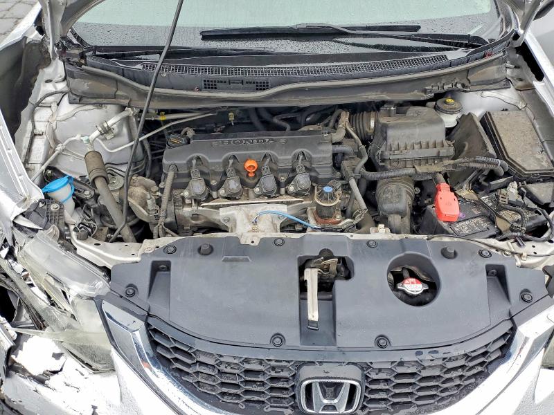 Снимка 11 от търг – 2015 HONDA CIVIC с VIN 19XFB2F58FE252839