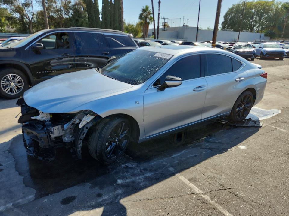 LEXUS ES 2024 с VIN 58ABA1C16RU037340 - Фото с аукциона