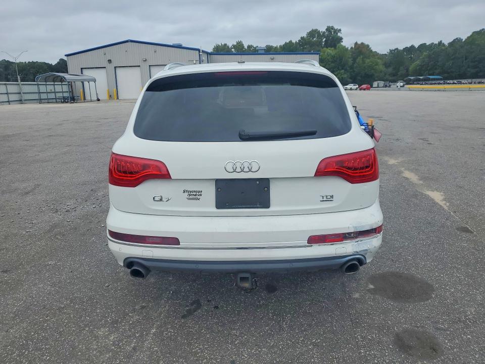 Foto 6 de la subasta – 2014 AUDI Q7 con VIN WA1LMAFE0ED002299