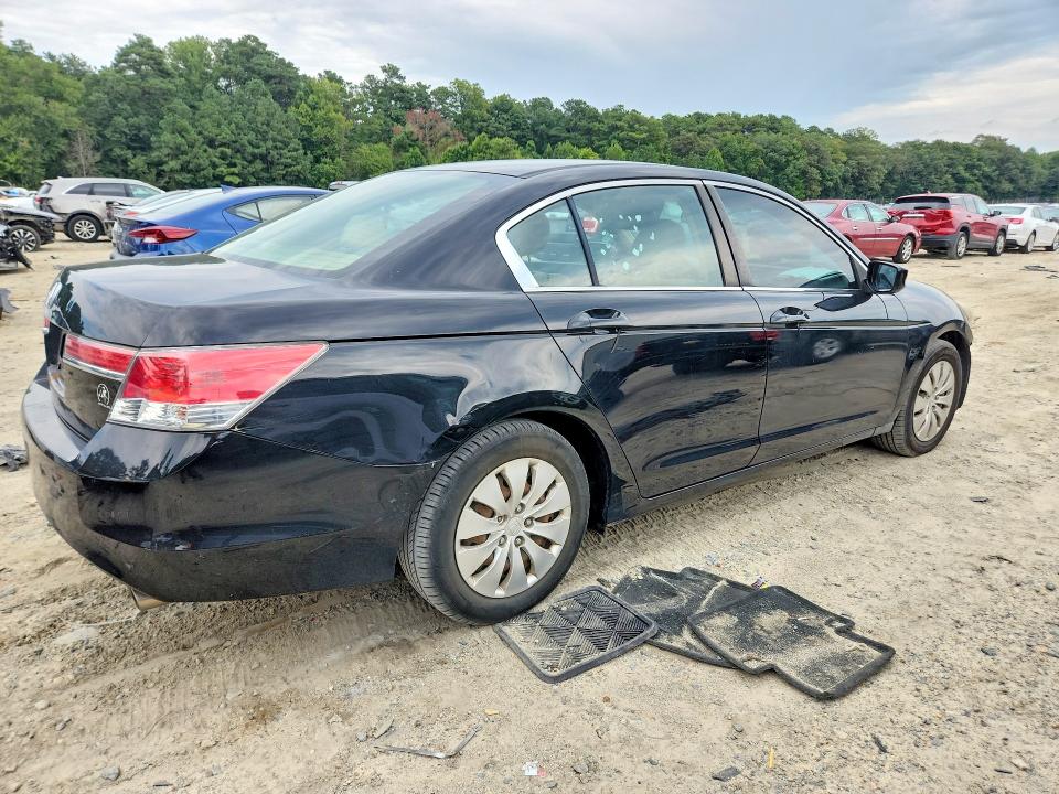Photo 3 from auction – 2012 HONDA ACCORD with VIN 1HGCP2F31CA212444