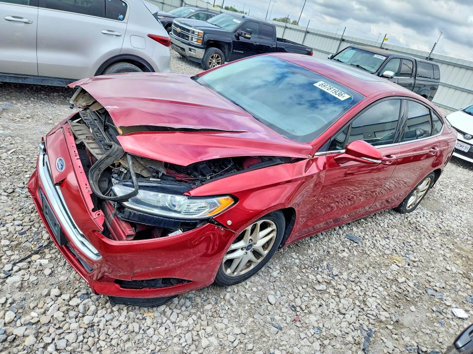 FORD FUSION 2014 مع رقم تعريف المركبة 3FA6P0H76ER165023 - صورة من المزاد