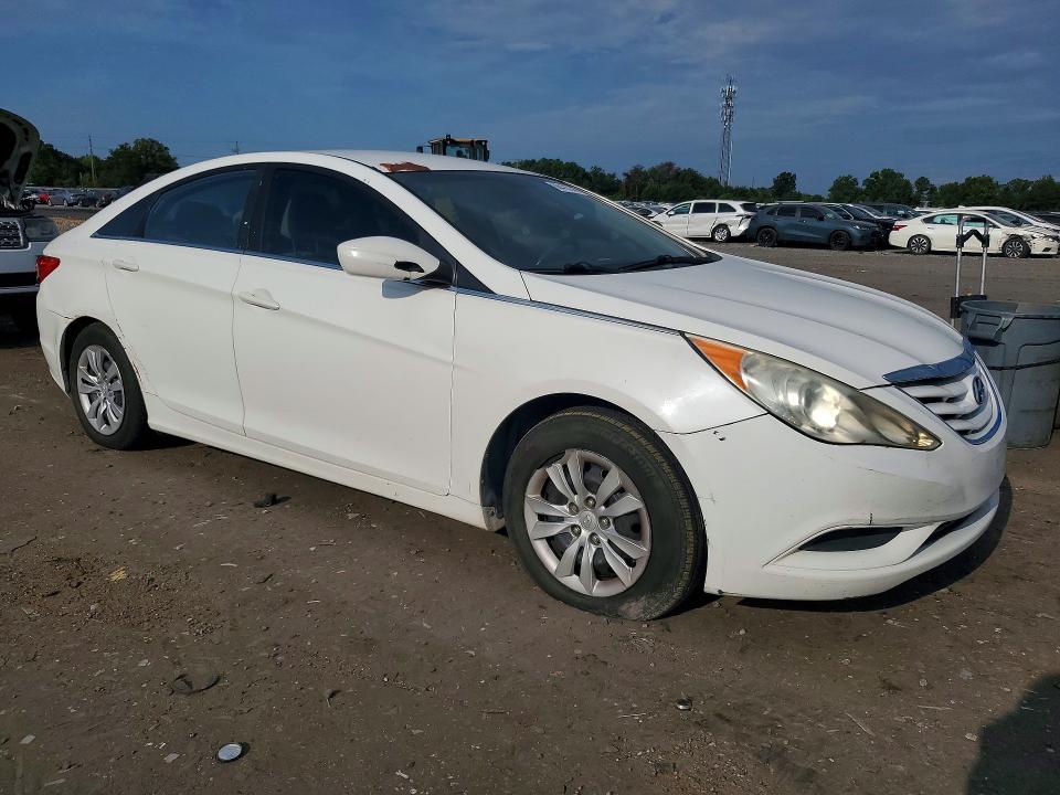 Photo 4 from auction – 2013 HYUNDAI SONATA with VIN 5NPEB4AC2DH552866