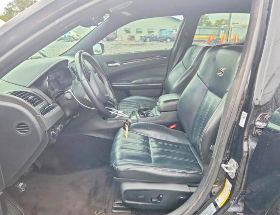 صورة رقم 7 من المزاد - 2017 CHRYSLER 300 مع VIN 2C3CCAGG2HH651221