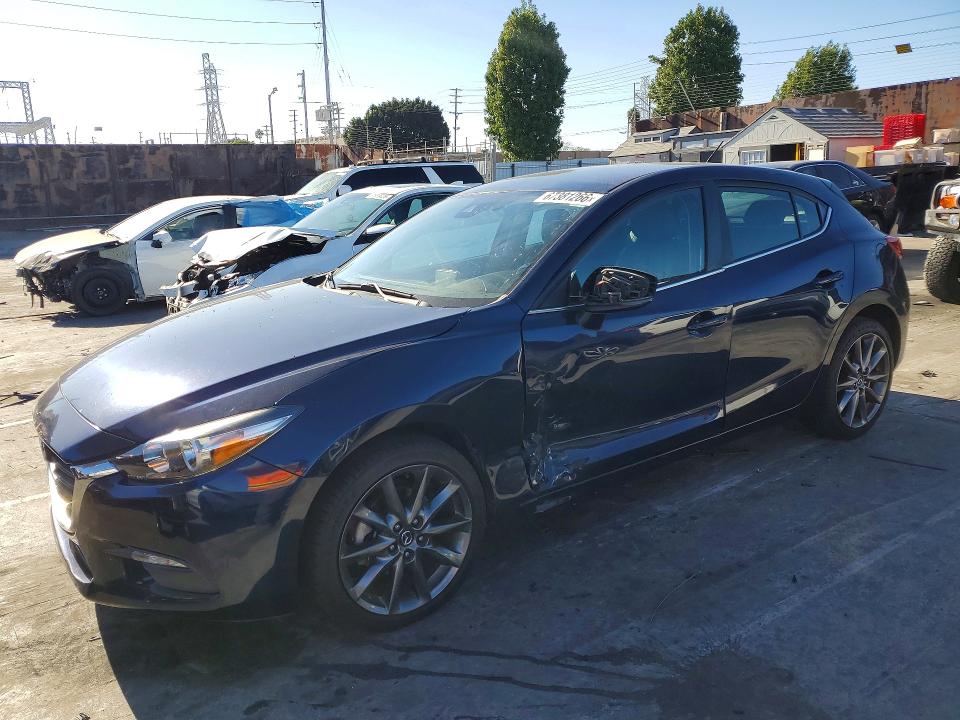 MAZDA 3 2018 with VIN 3MZBN1L36JM270416 - Photo from auction