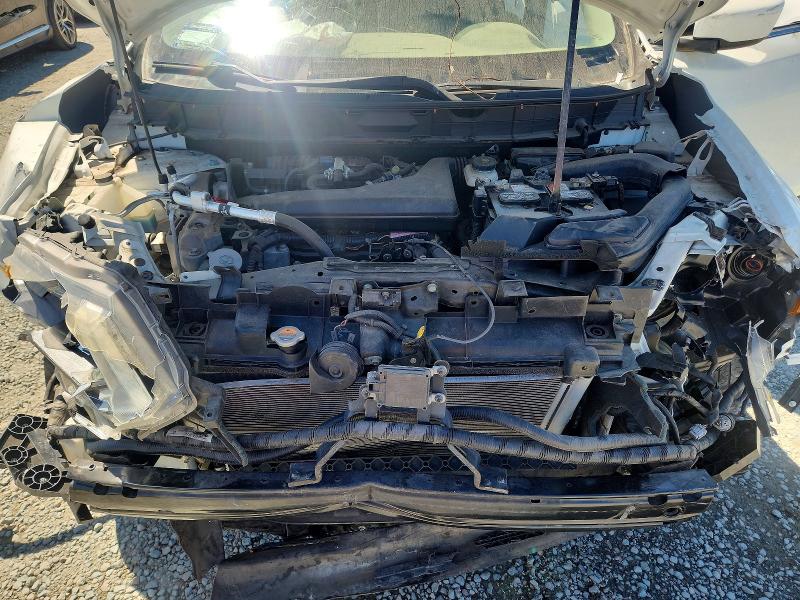 Photo 11 from auction – 2018 NISSAN ROGUE with VIN 5N1AT2MT2JC713375